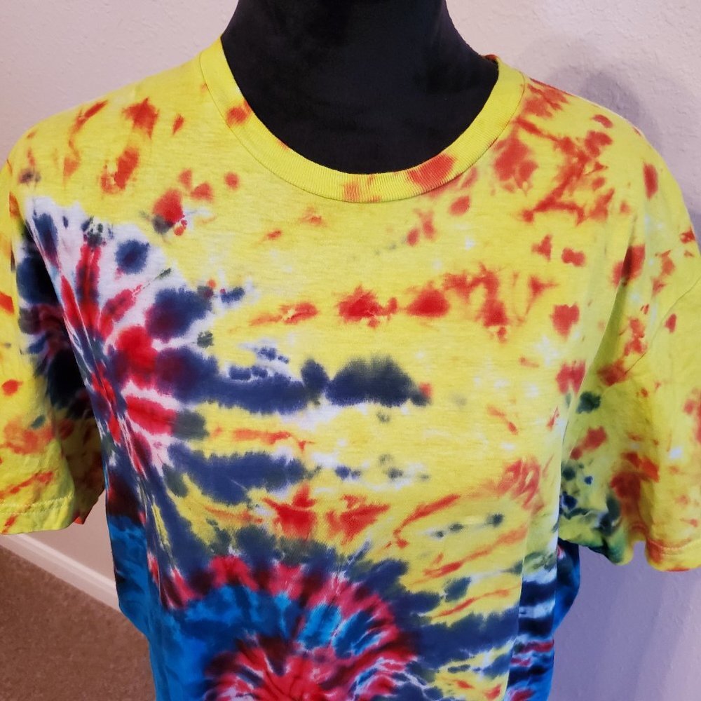 Tie Dye Boho Bohemia short sleeve T-shirt 100% cotton size L.